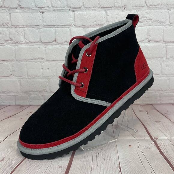 Ugg Neumel Mashup Black Red Suede Chukka Boots Mens Size 9 (S/N 3236) - Picture 3 of 10